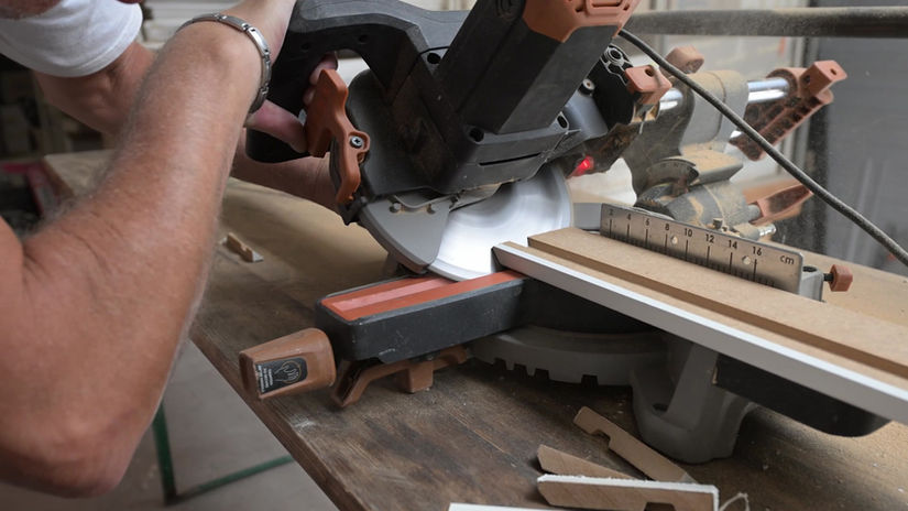 Travaux de la salle de réunion au siège Laye Plâtrerie